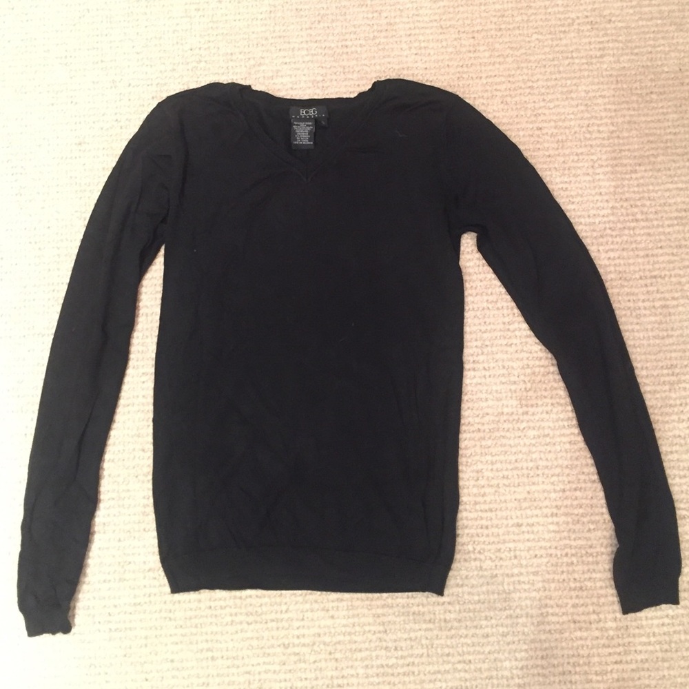 BCBGMaxAzria silk blend thin V-neck sweater